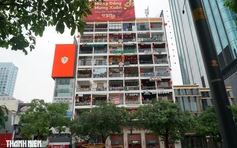 Trung tâm TP.HCM 'thay áo' đón tết: Ngoài chợ Bến Thành, Hồ Con Rùa còn những nơi nào?