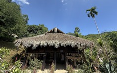 Về xứ Mường: Câu hò xin thần rừng và nhà lang cuối cùng