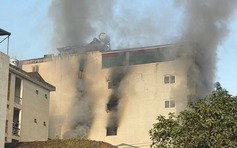 Cháy nhà dân 7 tầng ở Hà Nội