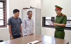 Hai cha con bị khởi tố vì tiếp tay cho 9 tàu cá khai thác trái phép