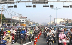 Sở Xây dựng TP.HCM: Dải phân cách cứng trên đường Trường Chinh không còn phù hợp