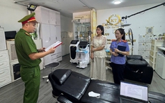 Khởi tố chủ tiệm thẩm mỹ dùng ảnh cắt ghép lừa khách tiêm filler