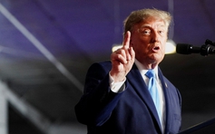 Ông Trump hé lộ lý do Mỹ rút oanh tạc cơ B-1 khỏi Anh
