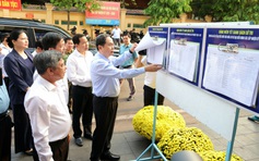 Chủ tịch Quốc hội Trần Thanh Mẫn kiểm tra chuẩn bị bầu cử tại Cần Thơ