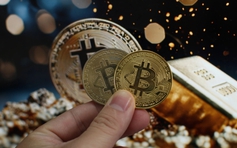 Giá Bitcoin hôm nay 1.2.2026: Chạm đáy 77.000 USD, thổi bay 2,5 tỉ USD