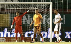 HLV Quang Trãi khen ngợi thủ môn Trung Kiên, HLV Đức Tuấn ‘Đà Nẵng thua HAGL chẳng qua vì…’