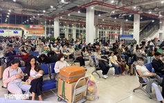 Từng vắng khách, nay Bến xe Miền Đông mới đông nghẹt dịp cận tết