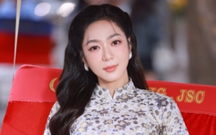 Hà Thanh Xuân hóa 'nàng thơ', tiết lộ kế hoạch đón tết