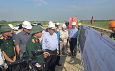 Thi công cao tốc xuyên tết, công nhân được chi thêm 300.000 đồng/ngày