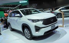 Toyota giảm giá gần 50 triệu đồng cho phiên bản xe hybrid bán chạy nhất Việt Nam