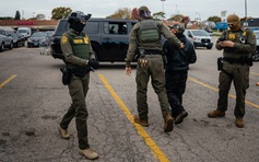 Mỹ sẽ chi hơn 38 tỉ USD để mở rộng cơ sở giam giữ người nhập cư