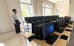 TP.HCM: Giáo viên phản ứng liên kết, hiệu trưởng yêu cầu lớp trưởng thu học phí