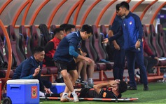 Nóng: Tiền vệ Thái Sơn đứt gần hết dây chằng chéo trước phải mổ, báo động cho dàn U.23 Việt Nam