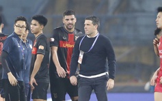 Nóng: VPF đề xuất phạt HLV Albadalejo của Ninh Bình vì phản ứng trọng tài Malaysia, Ban Kỷ luật VFF vào cuộc