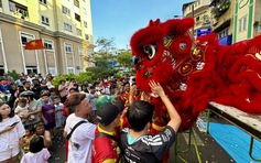 No mắt, sướng tai với nghệ thuật múa lân ngày tết của người Hoa khu Chợ Lớn