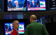 Cố vấn khuyên ông Trump nên tập trung đối nội hơn căng thẳng với Iran