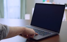 Lỗi ngầm trên Windows biến laptop thành 'lò sưởi' và hút cạn pin