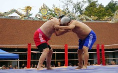 Sới vật gần 700 năm 'nóng rực' đất cảng