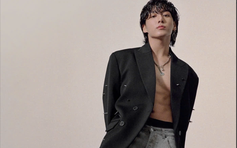 Nam ca sĩ bị 'ném đá' vì livestream uống rượu, văng tục