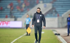 HLV Mauro từ chức vì lực bất tòng tâm, GĐKT Vũ Hồng Việt tái xuất dẫn dắt Nam Định đua trụ hạng