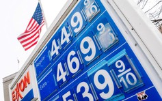 Chính quyền Tổng thống Trump bắt đầu hoảng vì giá dầu tăng quá nhanh?