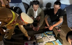 Mua hơn 10 kg ma túy mang đi bán, 3 người bị khởi tố