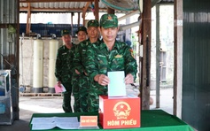 Bầu cử Quốc hội: Hòm phiếu lưu động đến vùng biên giới