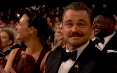 Leonardo DiCaprio đưa bạn gái kém 24 tuổi dự Oscar