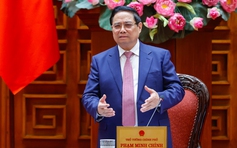 Thủ tướng: Xem xét dùng ngân sách hỗ trợ giá xăng dầu