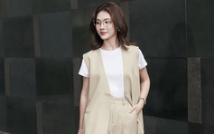 Quần shorts, chân váy ngắn, áo crop top mát mẻ phủ sóng tủ đồ công sở