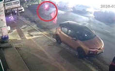 Truy tìm xe máy chở 3 tông tử vong người đi bộ ở Đà Nẵng