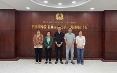 Công an TP.HCM bóc trần đường dây 'hô biến' kem trộn thành hàng ngoại