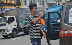 Xác minh clip 2 tài xế xô xát chảy máu đầu ở TP.HCM