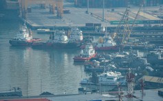 Siêu xe kẹt ở Sri Lanka vì xung đột Trung Đông