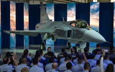 Brazil ra mắt chiến đấu cơ siêu thanh sản xuất trong nước đầu tiên
