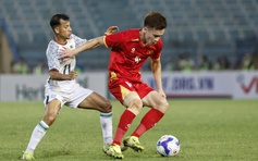 HLV Kim Sang-sik phải đối mặt những vấn đề nan giải của đội tuyển Việt Nam