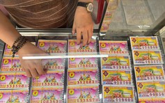 Không thể 'đẩy' hết rủi ro cho người bán vé số