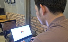 Làm sao để biết email, mật khẩu của mình có đang 'trôi nổi' trên 'chợ đen'?