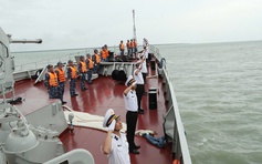 Hình ảnh tàu hộ vệ tên lửa 016 - Quang Trung cập cảng Căn cứ Hải quân Úc