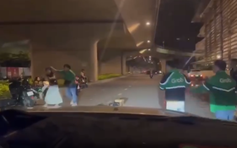 Xác minh người đàn ông gây rối, dọa đánh phụ nữ trước nhà ga T3 sân bay Tân Sơn Nhất