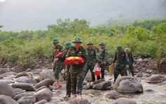 Bộ đội băng rừng vượt suối Dân Hóa, tìm thêm 1 hài cốt liệt sĩ