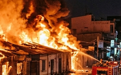 Cháy nhà trọ ở TP.HCM: 2 người chết, nhiều người bị thương