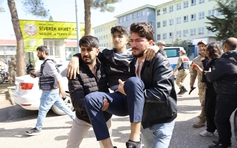 Xả súng ở trường học Thổ Nhĩ Kỳ, 16 người bị thương