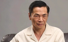 NSND Trung Anh tiết lộ cuộc sống về hưu, hôn nhân bên vợ kém 10 tuổi