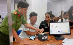 Cẩn thận bị 'ngâm' hồ sơ hộ chiếu vì nhầm giữa cấp lần đầu và cấp lại