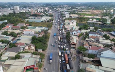 Chủ tịch tỉnh Đồng Nai chỉ đạo khắc phục ùn tắc giao thông trên quốc lộ 51