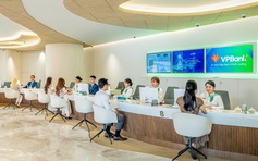 Ngân hàng lãi đậm