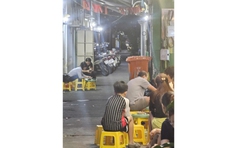 Buôn bán lấn chiếm hẻm
