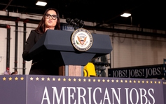 Bộ trưởng thứ ba rời nội các của Tổng thống Trump