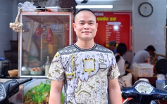 Chủ quán phở Hà Nội kể 25 phút đón Tổng thống Hàn Quốc và phu nhân